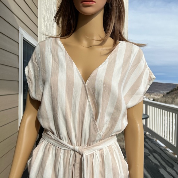 AEO Striped Pant Jumpsuit - Picture 2 of 16